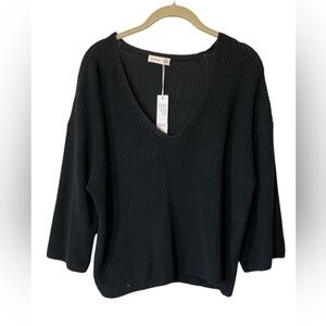 Gentle Fawn Black " Nino"  V-Neck Sweater Size M Closet Staple Classic NEW